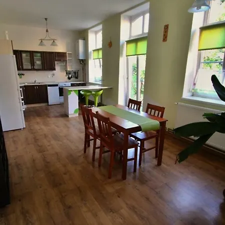 Apartman U Skoly * Krasna Lipa